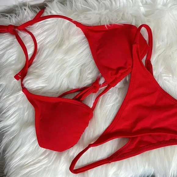 SHEIN Red Swim suit - Picture 2 of 5